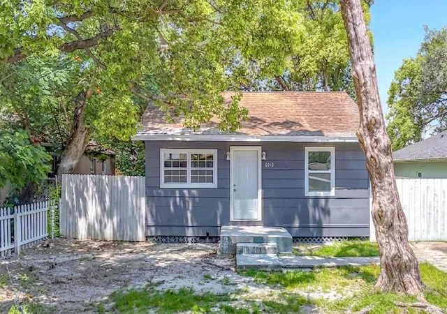Photo 1 of Single family home for sale at 8010 N 13th Street, Tampa, FL 33604 | MLS# TB8528939 | Listing updated on 2026-09-02