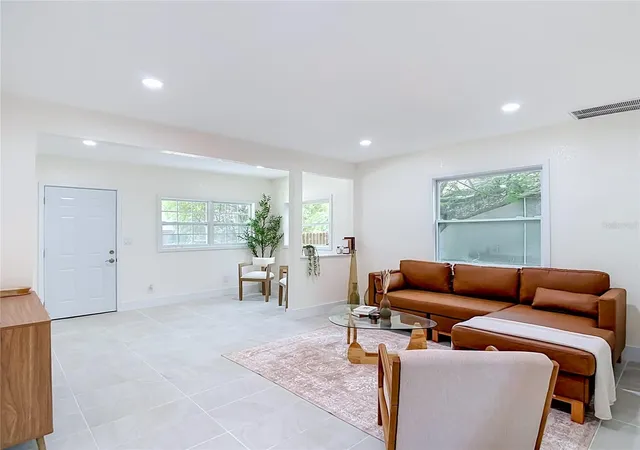 Photo 4 of Single family home for sale at 8010 N 13th Street, Tampa, FL 33604 | MLS# TB8528939 | Listing updated on 2026-10-15