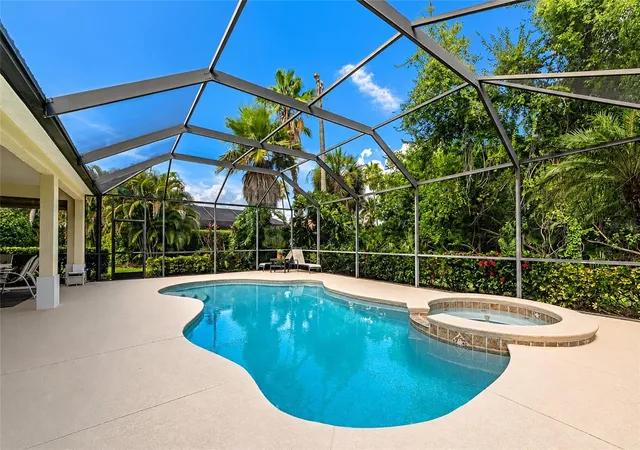 Homes for sale in Bradenton, FL | 706 Misty Pond Ct, Bradenton, FL 34212 | MLS# A4699906