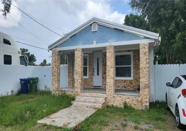 Photo 1 of Single family home for sale at 3004 E Dr Martin Luther King Jr Blvd, Tampa, FL 33610 | MLS# TB8528943 | Listing updated on 2026-08-01