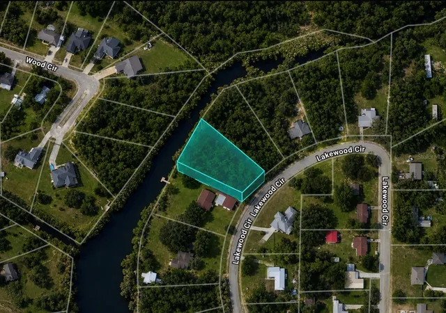 2nd image of 5527 Lakewood Cir, Panama City, FL 32404 | MLS# TB8528945