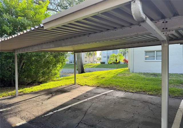 2nd image of 946 Virginia St #104, Dunedin, FL 34698 | MLS# TB8528946