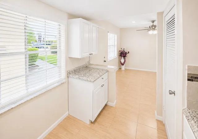 Listing Photo 5 - Condo for sale in building located at 946 Virginia St, Dunedin, FL 34698 - Unit #104