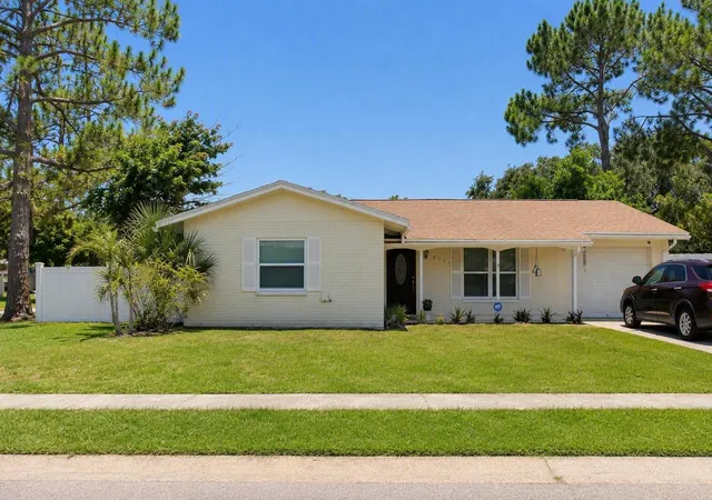 Photo 1 of Single family home for sale at 8002 Woodvine Pl, Tampa, FL 33615 | MLS# TB8528951 | Listing updated on 2026-10-06