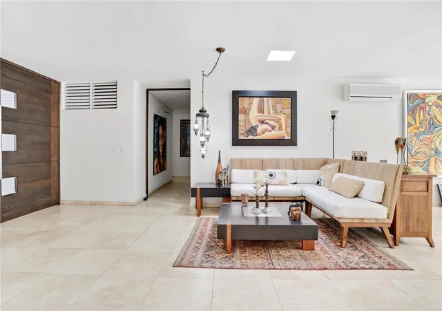 Homes for sale in Guaynabo, PR | 12-11 Calle Segovia, Guaynabo, PR 00966 | MLS# PR9122748