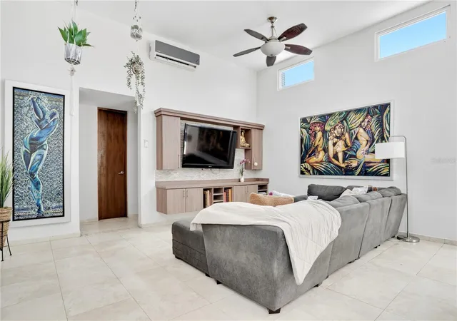 Homes for sale in Guaynabo, PR | 12-11 Calle Segovia, Guaynabo, PR 00966 | MLS# PR9122748