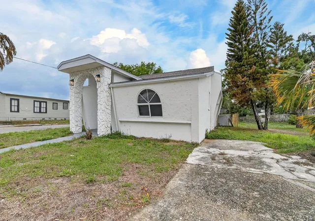 5th image of 800 N Church Ave, Mulberry, FL 33860 | MLS# TB8528980