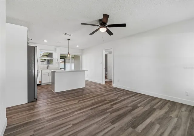 Photo 3 of Single family home for sale at 4417 W Fairview Hts, Tampa, FL 33616 | MLS# TB8528982 | Listing updated on 2026-07-20