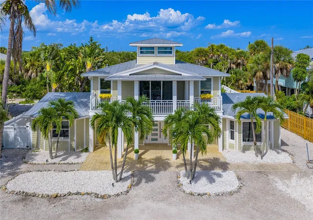 1st image of 550 N Gulf Blvd, Placida, FL 33946 | MLS# A4699916