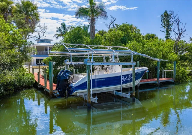 3rd image of 550 N Gulf Blvd, Placida, FL 33946 | MLS# A4699916