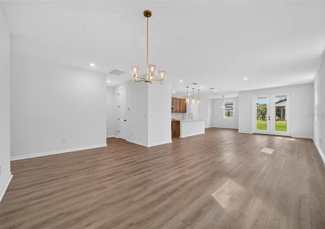 Photo 5 of Single family home for sale at 17637 Lake Star Rd, Winter Garden, FL 34787 | MLS# TB8528999 | Listing updated on 2026-08-30