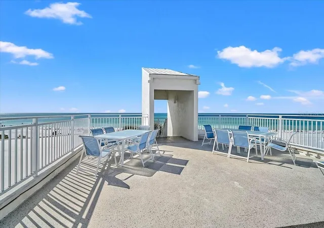 Photo 3 of Sale Pending at 6518 Midnight Pass Rd #309, Sarasota, FL 34242 | MLS# A4699926 | Listing updated on 2026-08-01