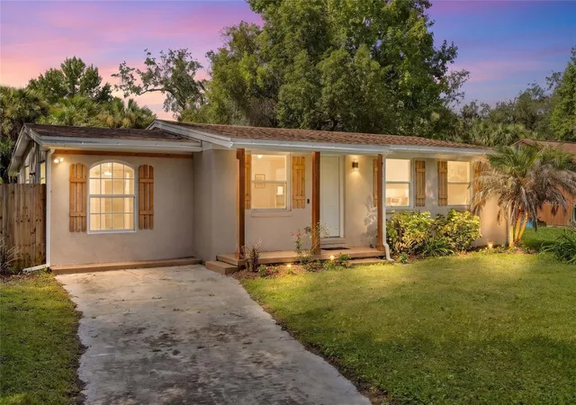 Photo 1 of Single family home for sale at 247 Toms Rd, Debary, FL 32713 | MLS# V4950193 | Listing updated on 2026-09-21