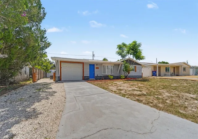 Photo 2 of Single family home for sale at 3555 Sheryl Hl Dr, Holiday, FL 34691 | MLS# O6424922 | Listing updated on 2026-09-25