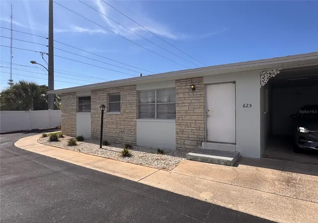 Photo 2 of Single family home for sale at 12400 Park Blvd #625, Seminole, FL 33772 | MLS# TB8529038 | Listing updated on 2026-08-26