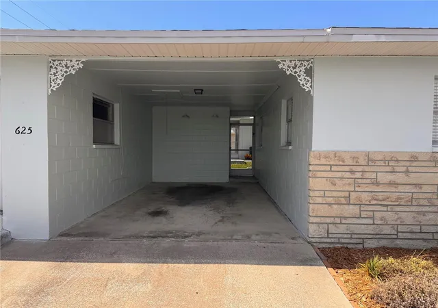 Photo 3 of Single family home for sale at 12400 Park Blvd #625, Seminole, FL 33772 | MLS# TB8529038 | Listing updated on 2026-08-26