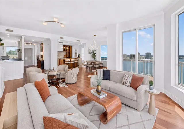 3rd image of 3507 Bayshore Blvd #2101, Tampa, FL 33629 | MLS# TB8529042