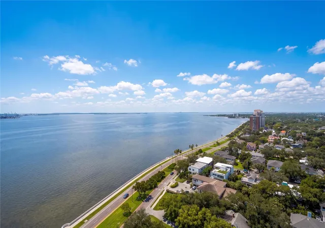 2nd image of 3507 Bayshore Blvd, TAMPA, FL 33629