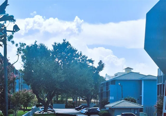 2nd image of 136 Blue Pointe Wy, ALTAMONTE SPRINGS, FL 32701