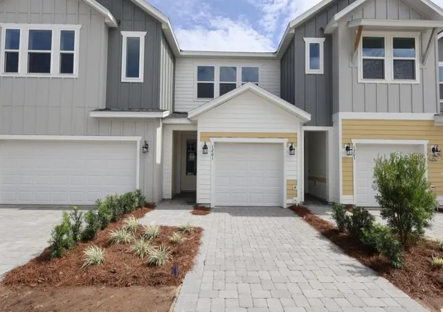 Photo 2 of Townhouse for sale at 1201 Wild Crst Ln, Daytona Beach, FL 32117 | MLS# TB8529047 | Listing updated on 2026-10-07