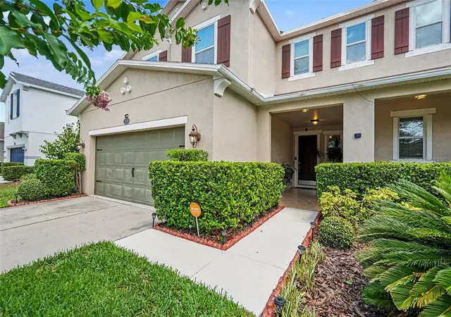 Photo 3 of Sale Pending at 7620 Tangle Rush Dr, Gibsonton, FL 33534 | MLS# TB8529052 | Listing updated on 2026-09-08