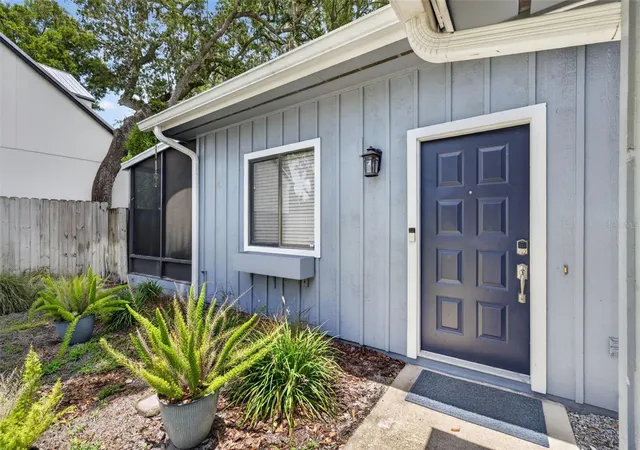 Photo 3 of Single family home for sale at 1871 Bryan Ave, Winter Park, FL 32789 | MLS# O6424945 | Listing updated on 2026-09-15