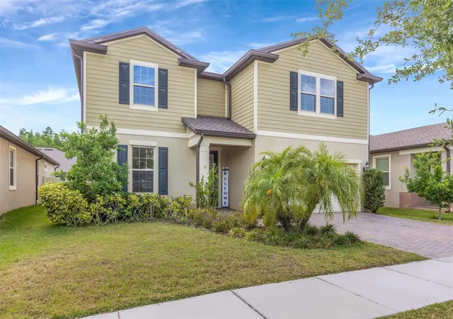 4th image of 18928 Willowmore Cedar Dr, Lutz, FL 33558 | MLS# TB8529065