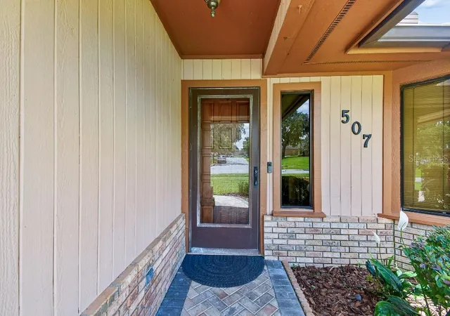 4th image of 507 Fernwood Dr, Altamonte Springs, FL 32701 | MLS# TB8529068