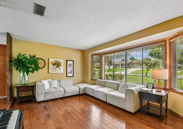 5th image of 507 Fernwood Dr, Altamonte Springs, FL 32701 | MLS# TB8529068