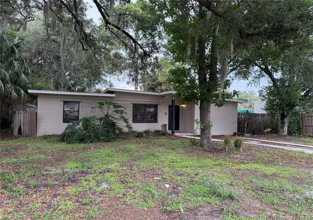 1st image of 1435 Triangle Dr, Mount Dora, FL 32757 | MLS# G5115076