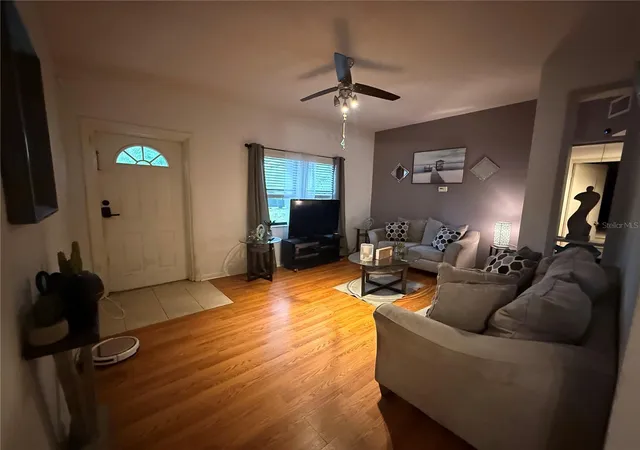 3rd image of 1435 Triangle Dr, Mount Dora, FL 32757 | MLS# G5115076
