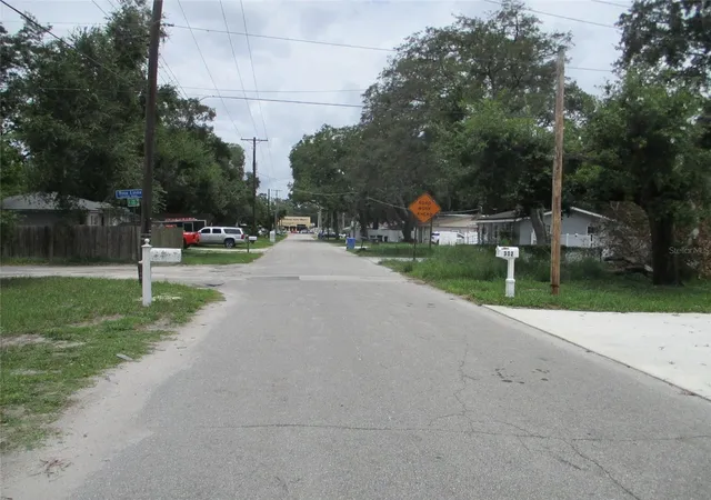 Photo 2 of Single family home for sale at 302 E 130th Avenue, Tampa, FL 33612 | MLS# W7887621 | Listing updated on 2026-09-01