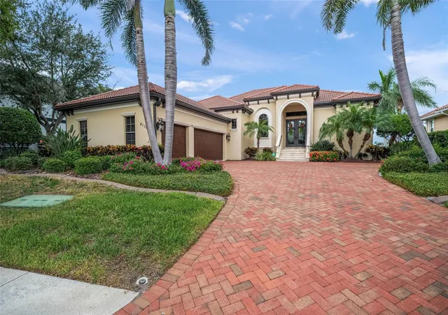 Photo 2 of Single family home for sale at 4110 Commodore Blvd, Cortez, FL 34215 | MLS# A4699958 | Listing updated on 2026-08-05