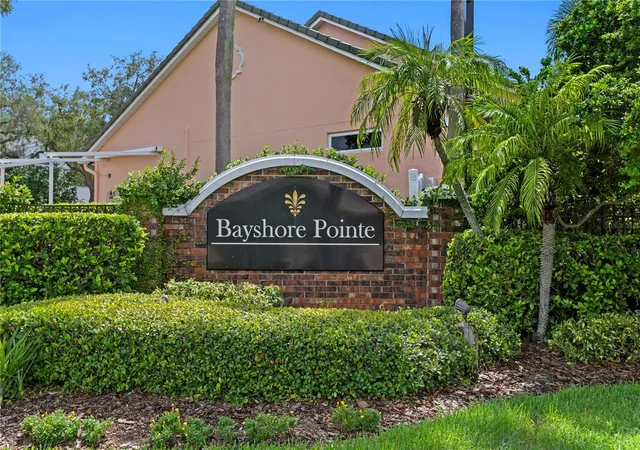 3rd image of 2801 Shore Breeze Dr, Tampa, FL 33611 | MLS# TB8529097