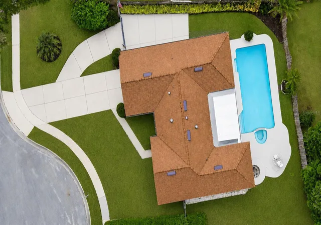 3rd image of 102 Aspen Pl, Longwood, FL 32750 | MLS# O6424981