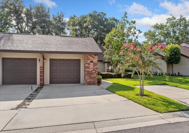 Photo 3 of Condo for sale at 179 Golf Clb Dr, Longwood, FL 32779 | MLS# O6424983 | Listing updated on 2026-10-09