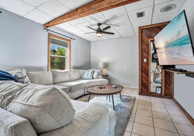 4th image of 310 E 6Th St, Chuluota, FL 32766 | MLS# R4911656