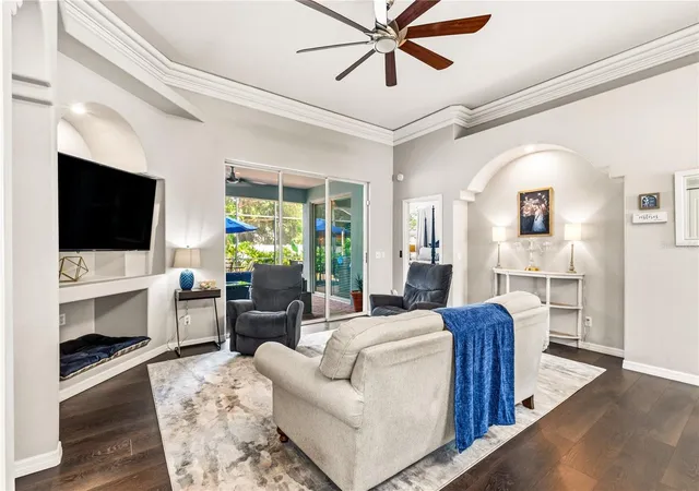 Photo 3 of Single family home for sale at 1015 Robin Ln, Winter Haven, FL 33884 | MLS# L4963504 | Listing updated on 2026-09-03