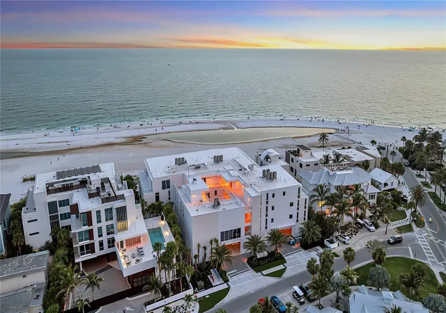 Photo 51 of Condo for sale at 70 Avenida Veneccia #202, Sarasota, FL 34242 | MLS# A4699970 | Listing updated on 2026-07-31