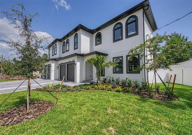 Photo 1 of Townhouse for sale at 110 S Arrawana Ave #2, Tampa, FL 33609 | MLS# TB8529122 | Listing updated on 2026-09-02
