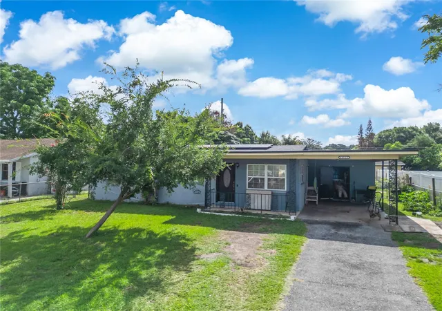 Photo 3 of Single family home for sale at 6017 Candlewood Ln, Orlando, FL 32809 | MLS# O6425022 | Listing updated on 2026-07-20