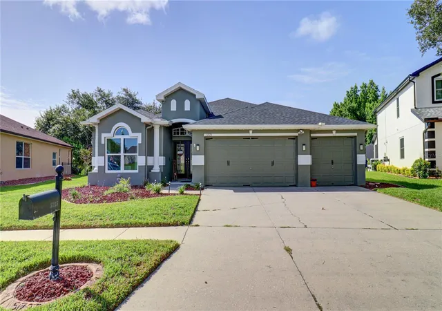 Photo 1 of Single family home for sale at 5725 Justicia Loop, Land O Lakes, FL 34639 | MLS# TB8529139 | Listing updated on 2026-09-05