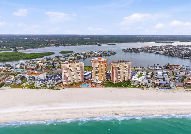 Listing Photo 2 - Condo for sale in building located at 17920 Gulf Blvd, Redington Shores, FL 33708 - Unit #1502