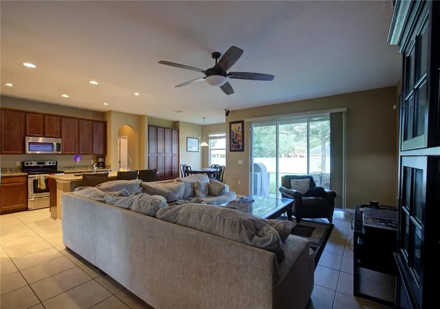 5th image of 2516 Woodside Ridge Dr, Apopka, FL 32712 | MLS# O6425043
