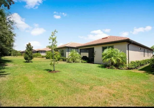 Photo 3 of Sale Pending at 200 Soliera St, Nokomis, FL 34275 | MLS# A4699992 | Listing updated on 2026-07-28