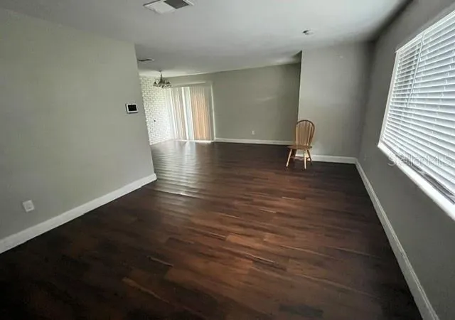 Photo 3 of Single family home for sale at 4915 Pocahontas Ln, Lakeland, FL 33810 | MLS# L4963512 | Listing updated on 2026-08-01