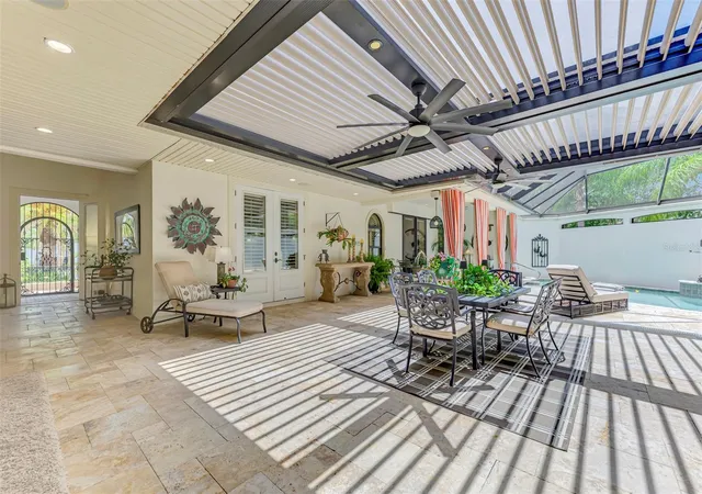 Photo 3 of Sale Pending at 256 Pensacola Rd, Venice, FL 34285 | MLS# C7528392 | Listing updated on 2026-08-24