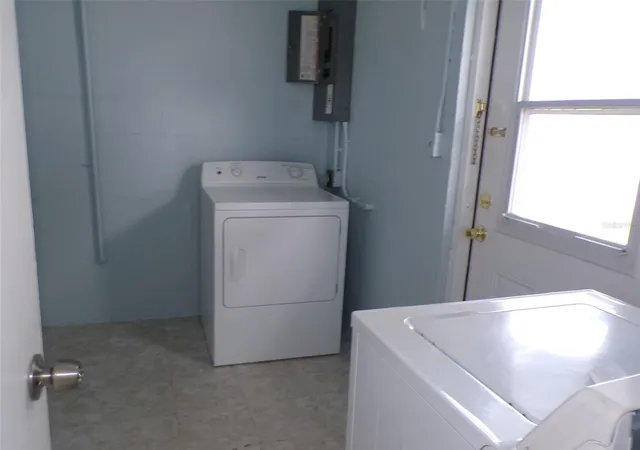5th image of 4011 Grobe St, North Port, FL 34287 | MLS# K4903637