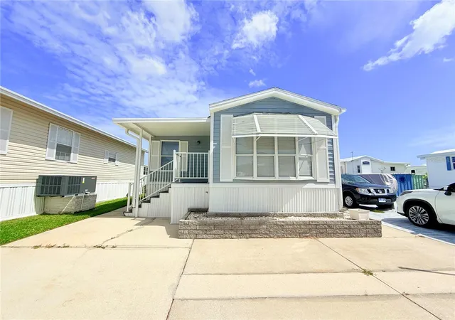 1st image of 2215 73rd St E #334, Palmetto, FL 34221 | MLS# D6148074