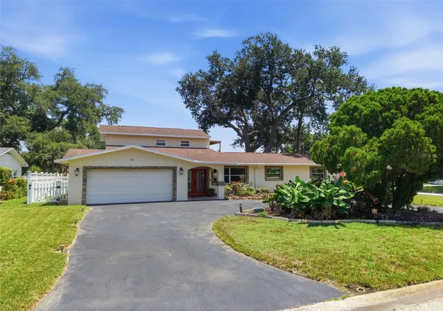 Photo 2 of Single family home for sale at 701 58th Avenue S, Saint Petersburg, FL 33705 | MLS# TB8529181 | Listing updated on 2026-08-24